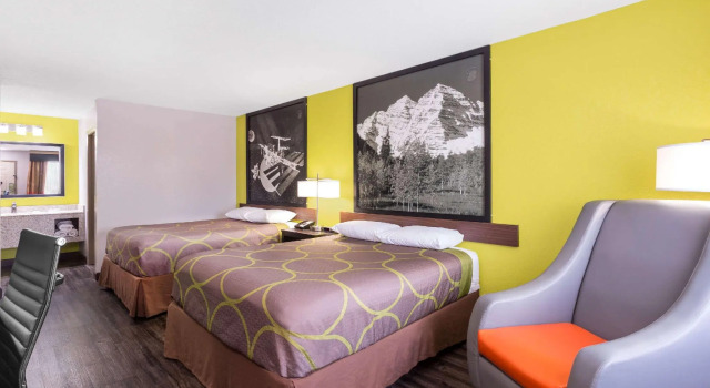 Четырёхместный номер Standard Super 8 by Wyndham Prattville Montgomery