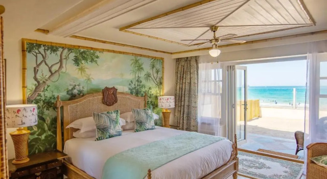 Люкс с видом на море Tolcarne Beach Colonial Restaurant and Rooms