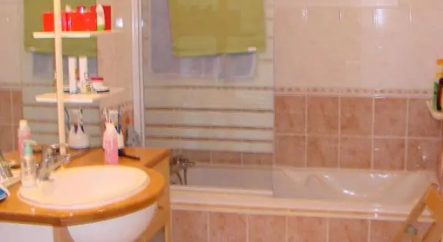 Vacances Herault Autignac, Rezervați Hotel Autignac Hérault
