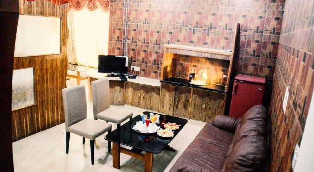 Hotel Aryan