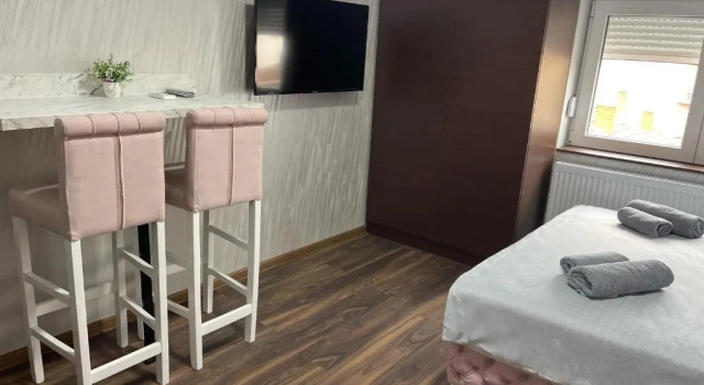 Люкс Pink House Apartments