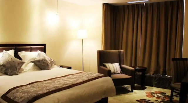 Yueyu Lake View Hotel, Buchen Sie Hotel Ma'anshan Anhui