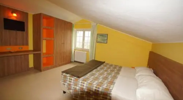 Country-House Pecora Nera, Book Hotel Mosciano Sant'Angelo Rom