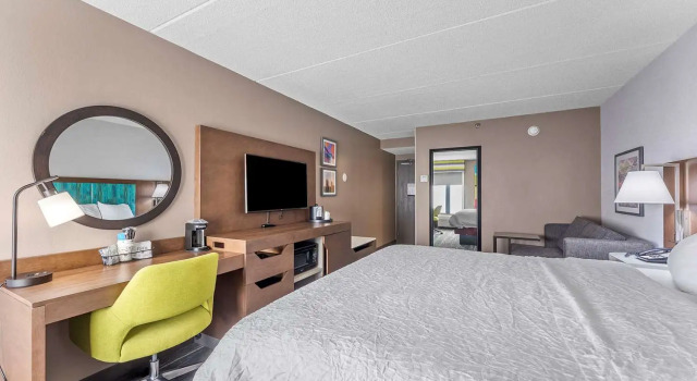 Номер Standard Hampton Inn Cleveland-Westlake