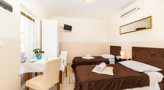 Студия Apartments & Rooms Buble