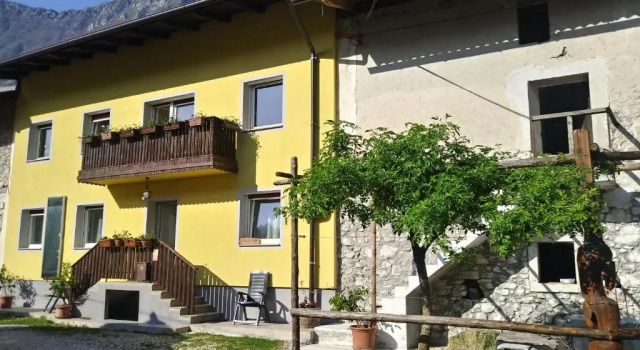 Trnovo ob Soci Kuhala, Book Lejlighed Hoteller i Tolmin med pool, Swimmingpool