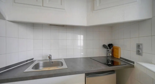 Charmant 2 Pieces Proche Forville A1b269, Забронировать Апартаменты/квартира Апартаменты Канн, рядом с Церковь Нотр-Дам-д'Эсперанс, Апартаменты/квартира