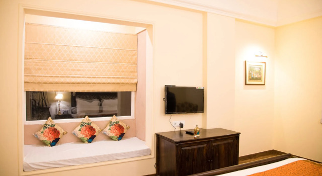 WelcomHeritage Mount Valley Resort, Ranthambore