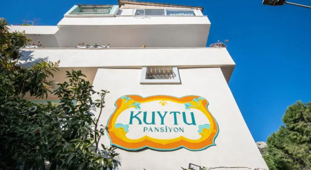 Kuytu Pansiyon, Забронировать Отель Каш провинция Анталья, рядом с Kas Bazaar Market