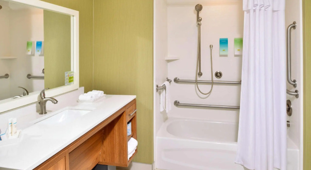 Четырёхместная студия Home2 Suites By Hilton Portland Hillsboro