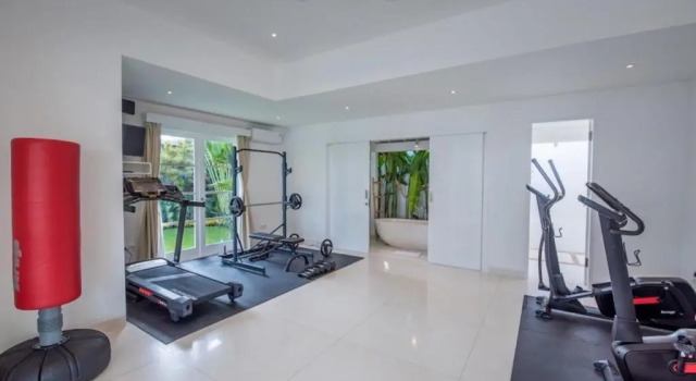 Вилла Villa Royal Canggu Secluded 6BR Luxury Walking Distance to Echo Beach