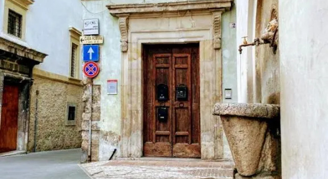 Montella 2, Varaa Hotelli Spoleto Umbria