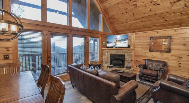 Cub Path Lodge By Heritage Cabin Rentals