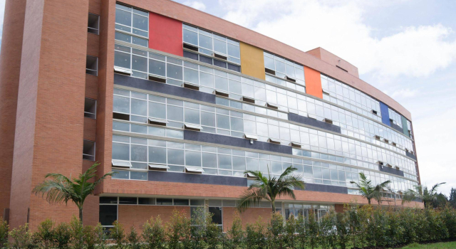 Pop Art Hotel Tocancipá y Centro de Convenciones, Book Hotel Hoteller i Tocancipa med parkering, Parkering