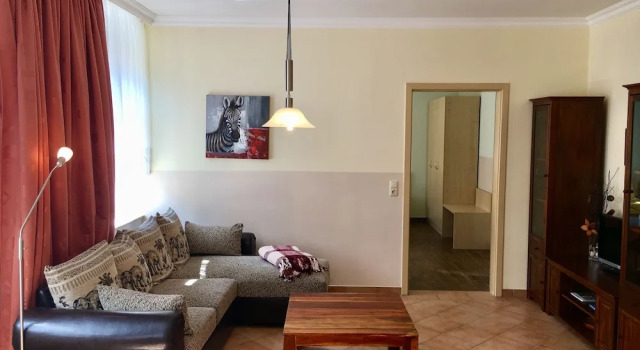 Schweizerhaus, Забронировать Отель Отели Майсен с парковкой, рядом с Замок Альбрехтсбург Майссен, Парковка