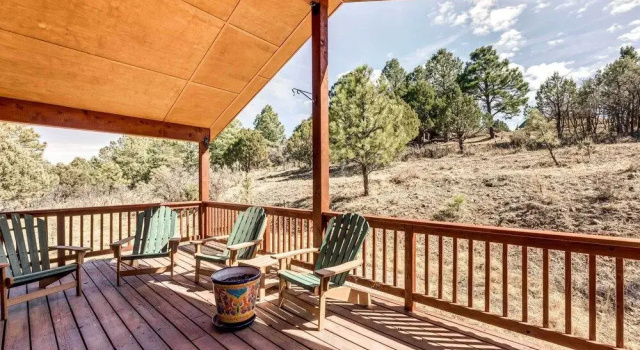 Alluring Alto Escape w/ Deck: 7 Mi to Ruidoso!, Varaa Hotelli Alto New Mexico
