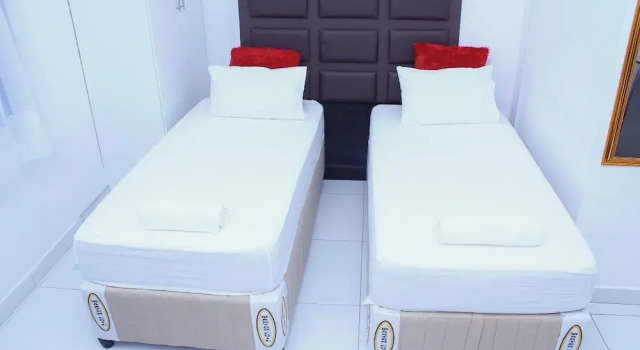 4 Callington guest house, Забронировать Гостевой дом Порт-Элизабет , рядом с Campanile Tower
