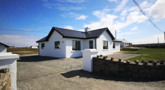 Коттедж Coral Strand Lodge