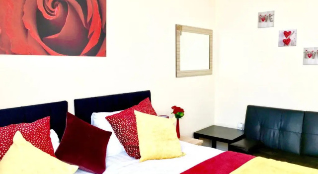 Апартаменты London Luxury Apartment, Private Bathroom