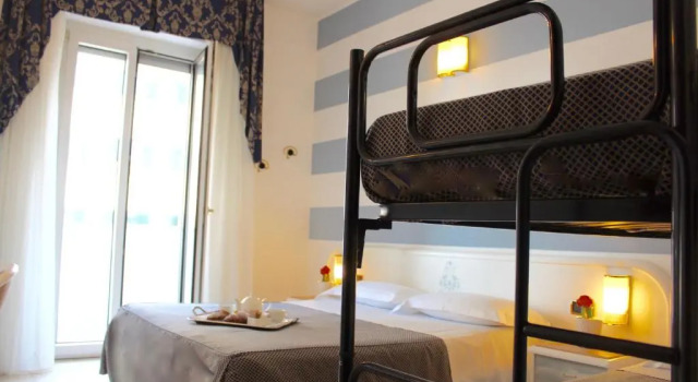 Четырёхместный номер Standard Hotel Du Soleil