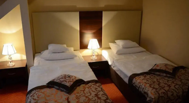 Agat Hotel, Boek Hotel Bałuty 