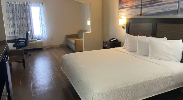Двухместный люкс Days Inn by Wyndham Panama City/Callaway