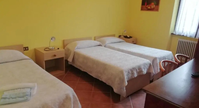 Трёхместный номер Standard Albergo Breglia