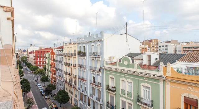 Valencia Flat Rental - City Center Ruzafa, Забронировать Апартаменты/квартира Отели Валенсии с парковкой, рядом с Plaza Espanya Metro Station, Парковка