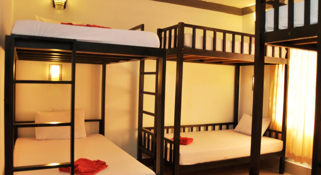 Tropical Breeze Guesthouse