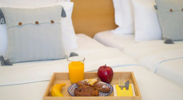 Трёхместный номер Standard с балконом Acropol Hotel