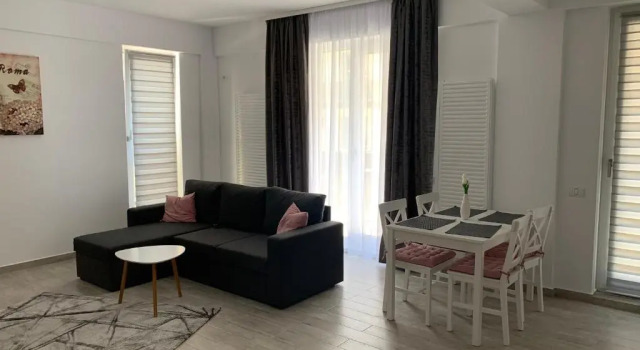 COSTIN APARTMENTS C&C Residence, Varaa Huoneisto Hotellit Mamaia-Sat pysäköinnillä, Pysäköinti
