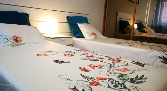 House Pink Flamingo, Rezervovat Hotel Hotely v Lisabon s parkováním, Parkování