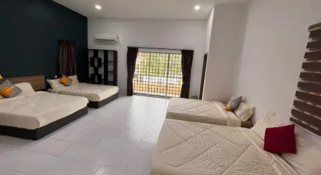 Ipoh 4BR Family Villa｜Spacious Stay for 21 Pax