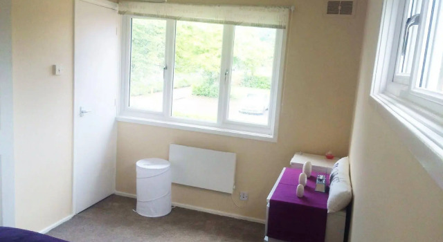 Milton Keynes City Heights Accomodation, Забронировать Отель Отели Бакингемшир с парковкой, Парковка