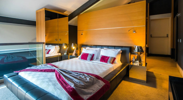 Люкс Пентхаус Vernazza Suites