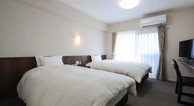 Двухместный номер Standard Business Hotel Sennari