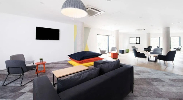 Modern Student-Only Ensuite Rooms in Central Portsmouth