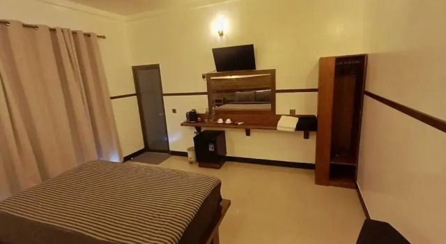 Luk inn at huraa, Book Pension Huraa 
