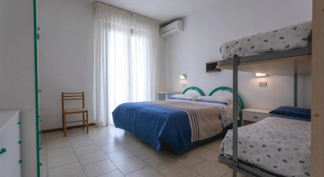 Трёхместный номер Standard Hotel Deborah