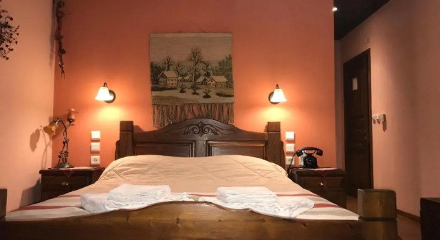 Archontiko Tsiboni, Book Hotel Elati 