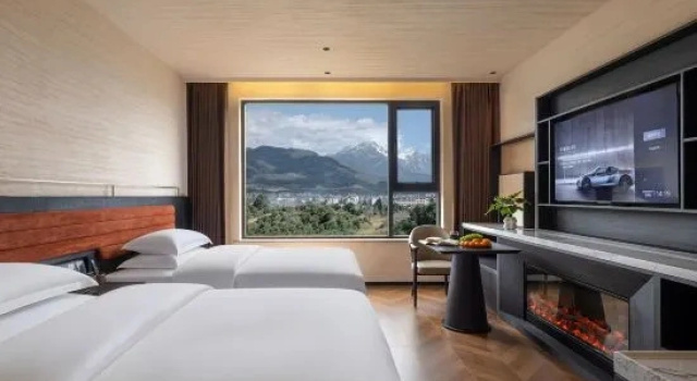 Семейный люкс с видом на горы Xiduona Ruxin XIDUONA Snow Mountain Viewing Garden Hotel