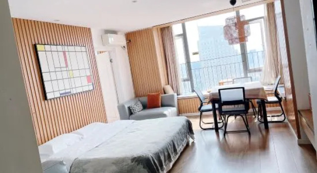 Люкс Meet Chengdu Boutique Resort Homestay (Chunxi Road Tianfu Square)