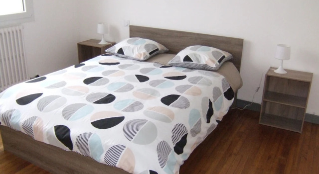 Maison 4 chambres 8 places à Loudéac, Varaa Hotelli Hotellit Côtes-d'Armor pysäköinnillä, Pysäköinti