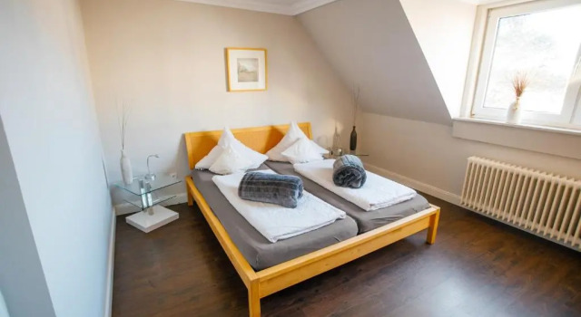 Ferienwohnung Nr. 9, Забронировать Отель Боркум East Frisian Islands, рядом с Оздоровительный центр и аквапарк "Гецайтенланд"