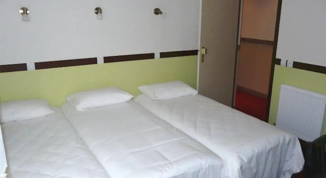Номер Superior Hôtel des Bains 24h 7j Paris centre à 10 min