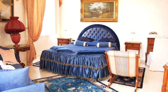 Charme Holidays Colosseum, Забронировать Отель Отели Рима с парковкой, рядом с Piazza San Giovanni in Laterano, Парковка