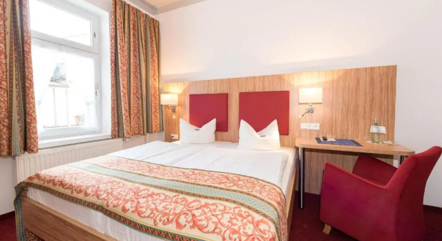 Двухместный номер Standard с балконом Strandhotel zur Promenade