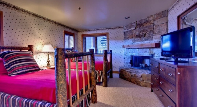 La Maconnerie #1 4 Bedroom Condo, Varaa Huoneisto Park City 