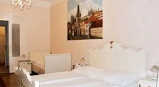 Hotel Tříska