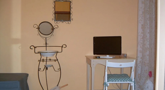 B&B Sabrina Home